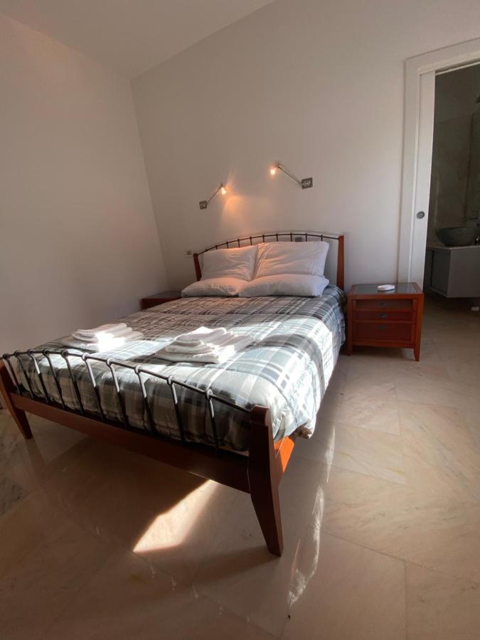 Elegante Appartamento In Centro Bergamo Ngoại thất bức ảnh